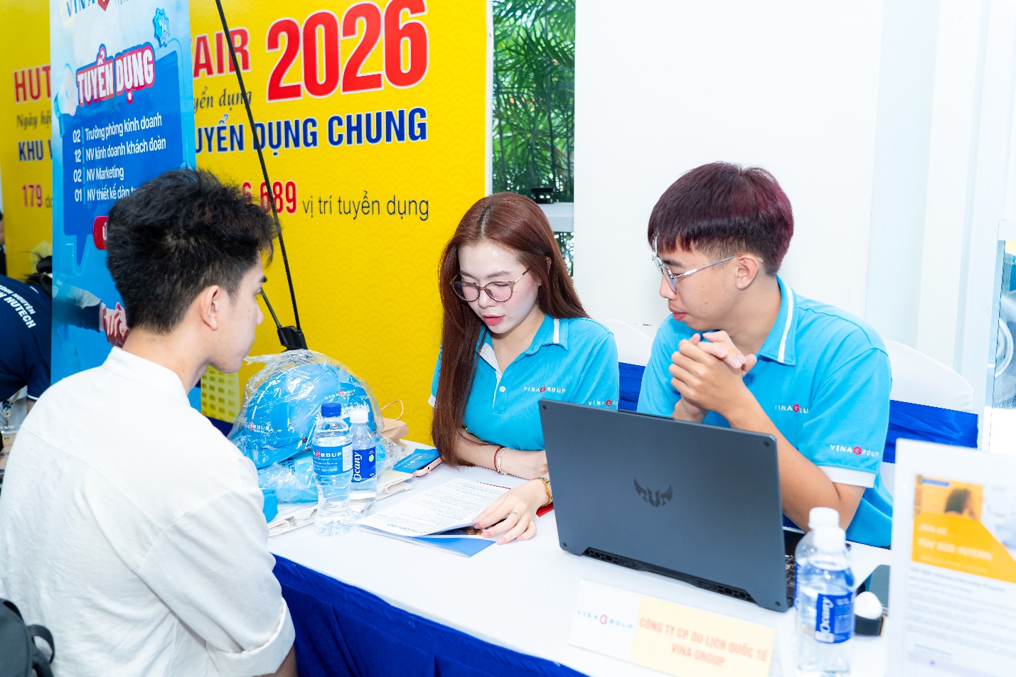 179 doanh nghiệp đồng h&agrave;nh, HUTECH Job Fair 2026 th&agrave;nh điểm hẹn tuyển dụng quy m&ocirc; lớn- Ảnh 3.