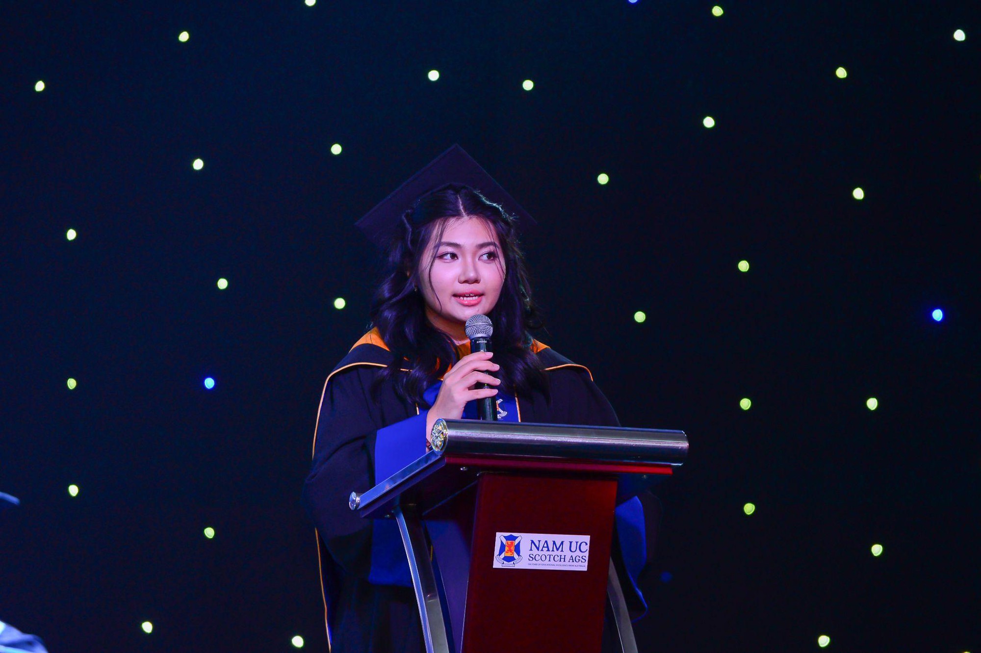 Từ thư mời đại học quốc tế đến lời hẹn sống tử tế với thế giới - Ảnh 1.