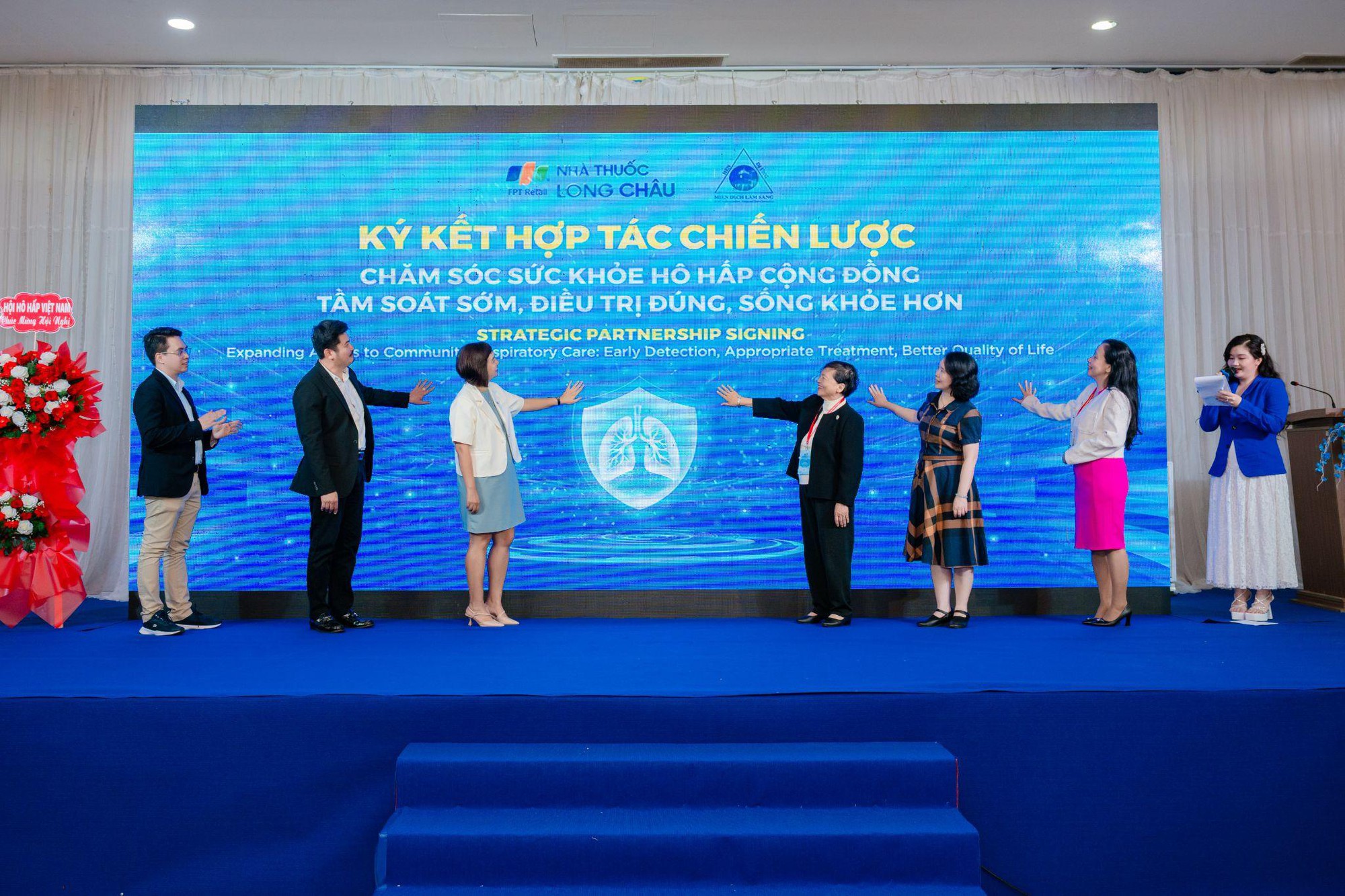 Long Châu cùng Hội Hen - Dị ứng - Miễn dịch lâm sàng TP.HCM khởi động chương trình chăm sóc sức khỏe hô hấp bền vững- Ảnh 4.