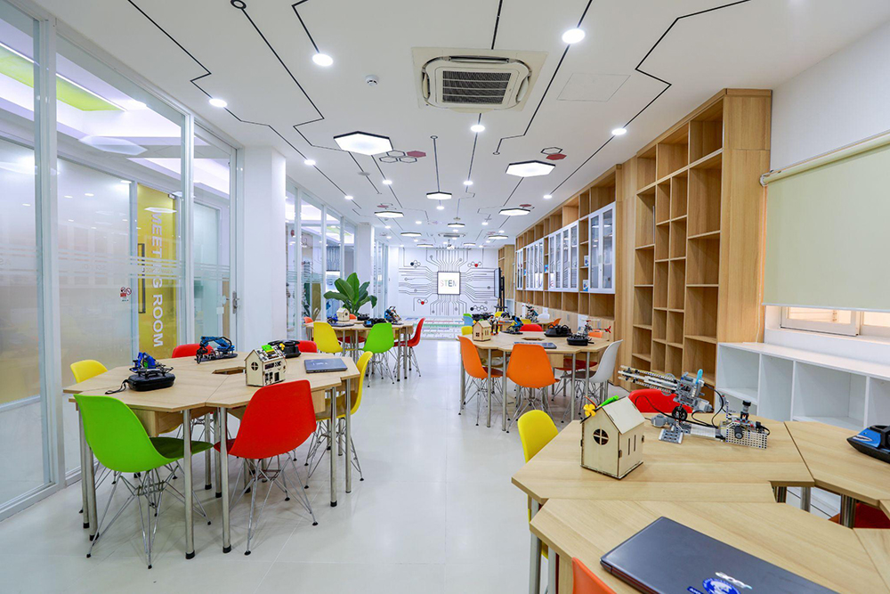 Chương tr&igrave;nh AP: &ldquo;Bệ ph&oacute;ng&rdquo; đưa nữ sinh Asian School vươn ra thế giới - Ảnh 5.