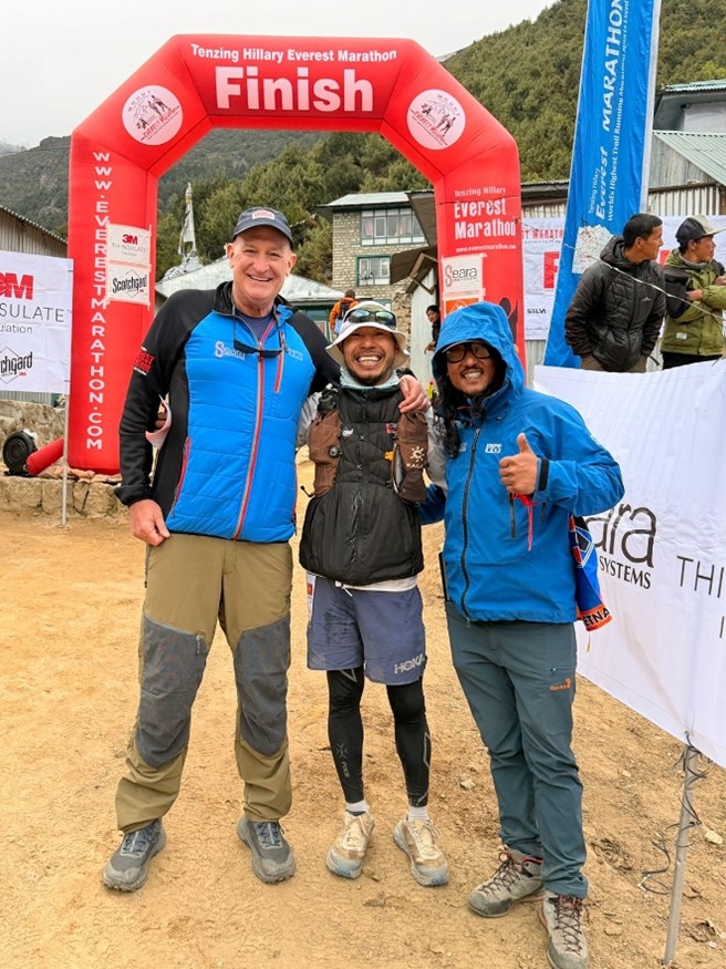 Everest Marathon 2026: Khi những &ldquo;Dấu ch&acirc;n Việt&rdquo; chinh phục n&oacute;c nh&agrave; thế giới - Ảnh 2.