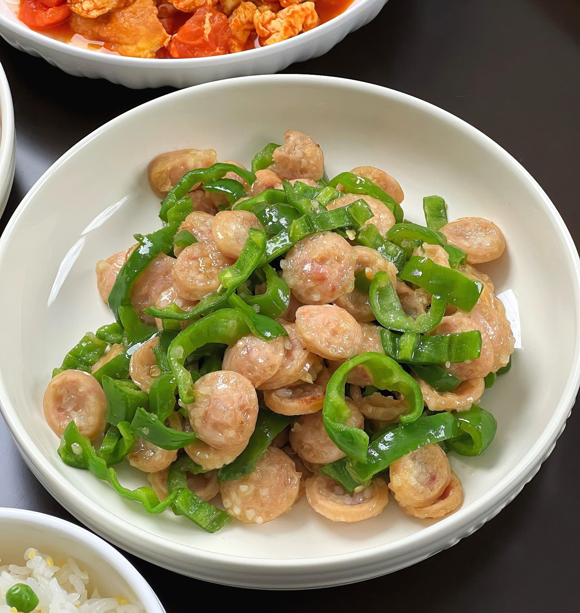 Bữa trưa chồng t&ocirc;i nấu l&uacute;c n&agrave;o cũng ngon tuyệt: Chỉ 3 m&oacute;n đơn giản nhưng khiến t&ocirc;i ăn hết 2 b&aacute;t cơm lớn- Ảnh 1.