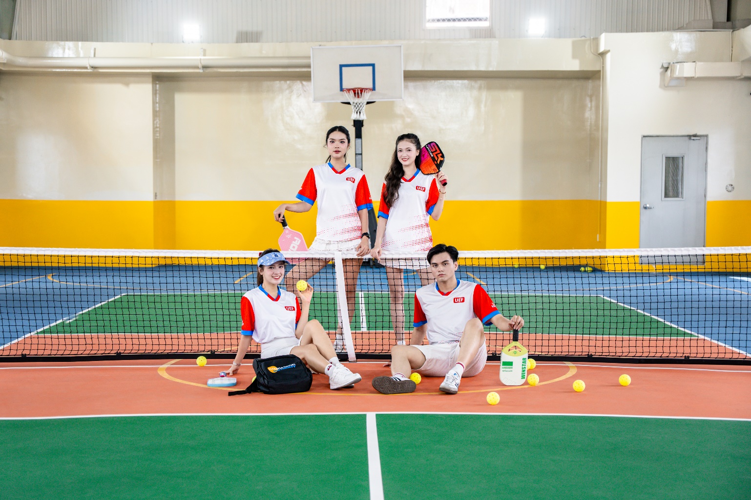 Trường đại học đưa bộ m&ocirc;n Pickleball v&agrave;o giảng dạy gi&aacute;o dục thể chất cho sinh vi&ecirc;n - Ảnh 1.