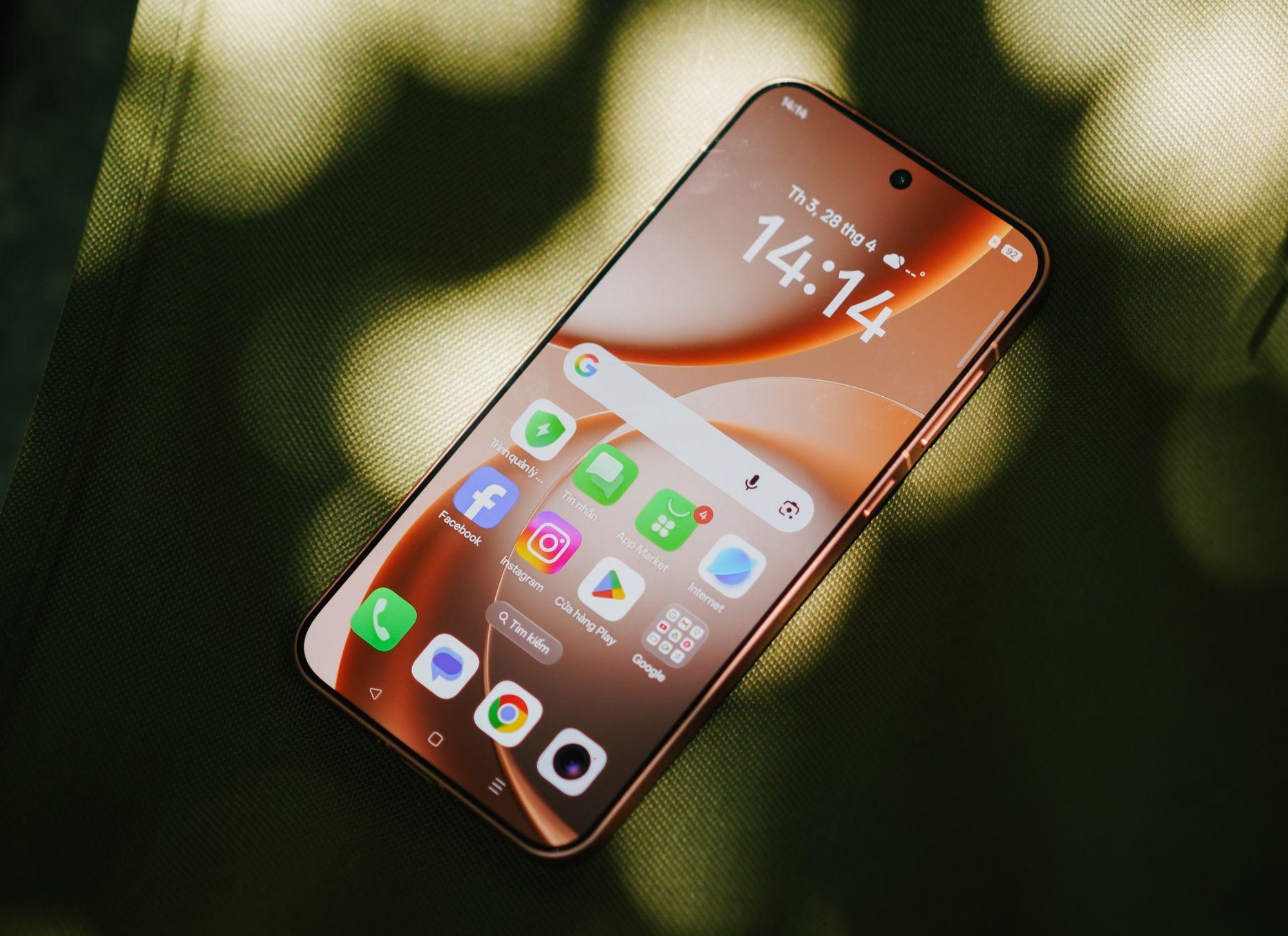 Khi AI smartphone không còn để trình diễn: Cách OPPO đưa AI thành thói quen hằng ngày - Ảnh 1. Khi AI smartphone không còn để trình diễn: Cách OPPO đưa AI thành thói quen hằng ngày - Ảnh 1.