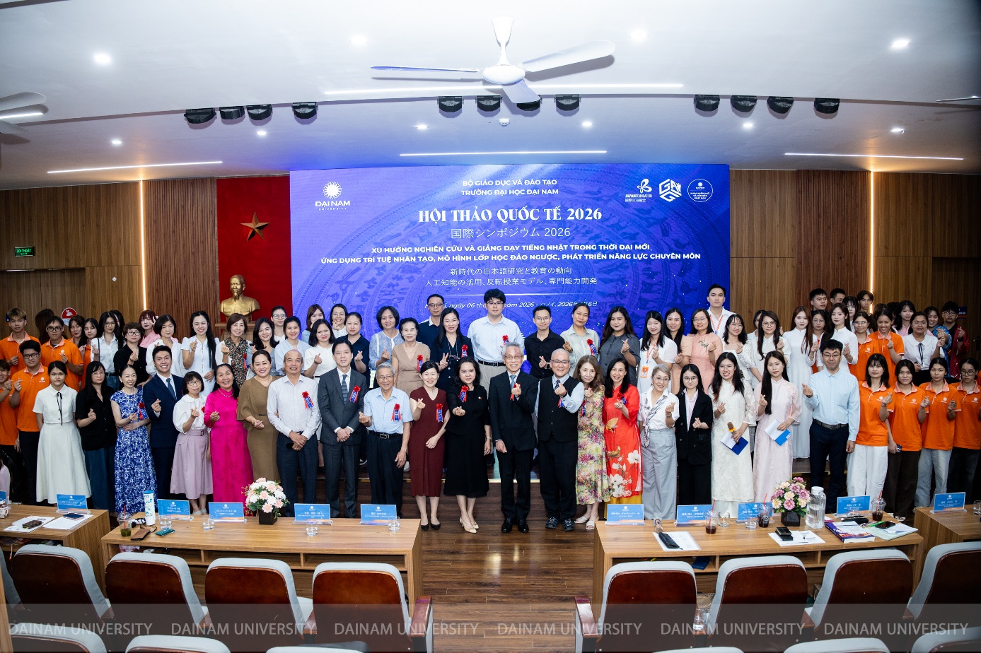 Gi&aacute;o sư Nhật Bản b&agrave;n về tương lai nguồn nh&acirc;n lực tiếng Nhật trong thời đại AI tại Đại học Đại Nam - Ảnh 2.