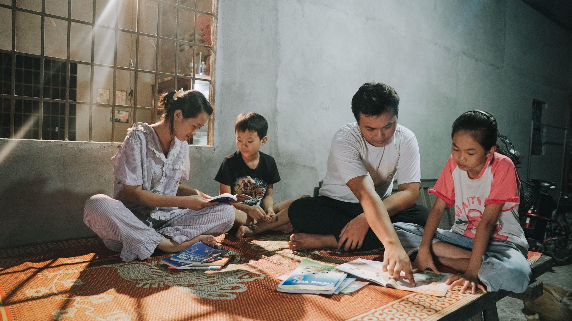 Từ giảng đường đến h&agrave;nh tr&igrave;nh vượt kh&oacute; trong "H&agrave;nh tr&igrave;nh Ti&ecirc;n Phong - Ươm Mầm Xanh"- Ảnh 3.