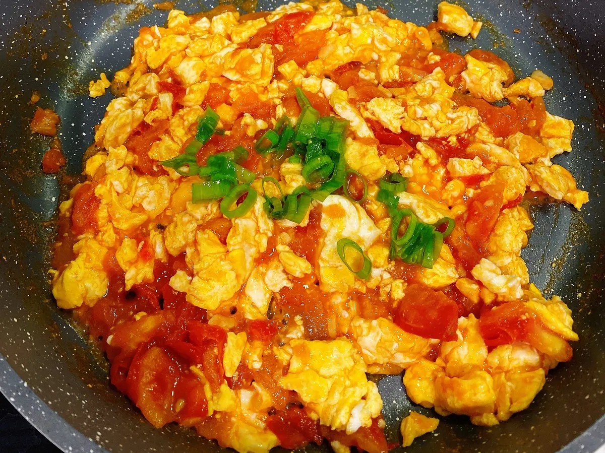 Bữa trưa chồng t&ocirc;i nấu l&uacute;c n&agrave;o cũng ngon tuyệt: Chỉ 3 m&oacute;n đơn giản nhưng khiến t&ocirc;i ăn hết 2 b&aacute;t cơm lớn- Ảnh 12.