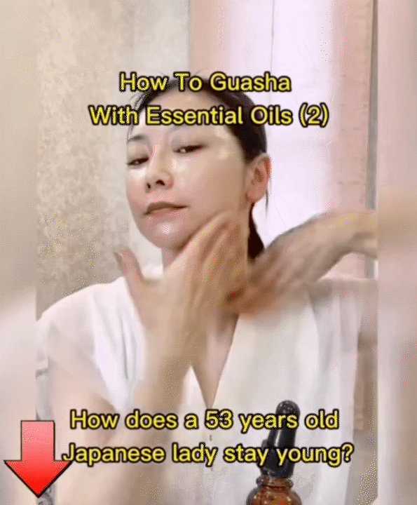 L&agrave;n da tuổi U60 vẫn căng b&oacute;ng, hồng h&agrave;o: Người phụ nữ Nhật Bản duy tr&igrave; một "chi&ecirc;u" n&acirc;ng cơ đơn giản suốt h&agrave;ng chục năm - Ảnh 12.