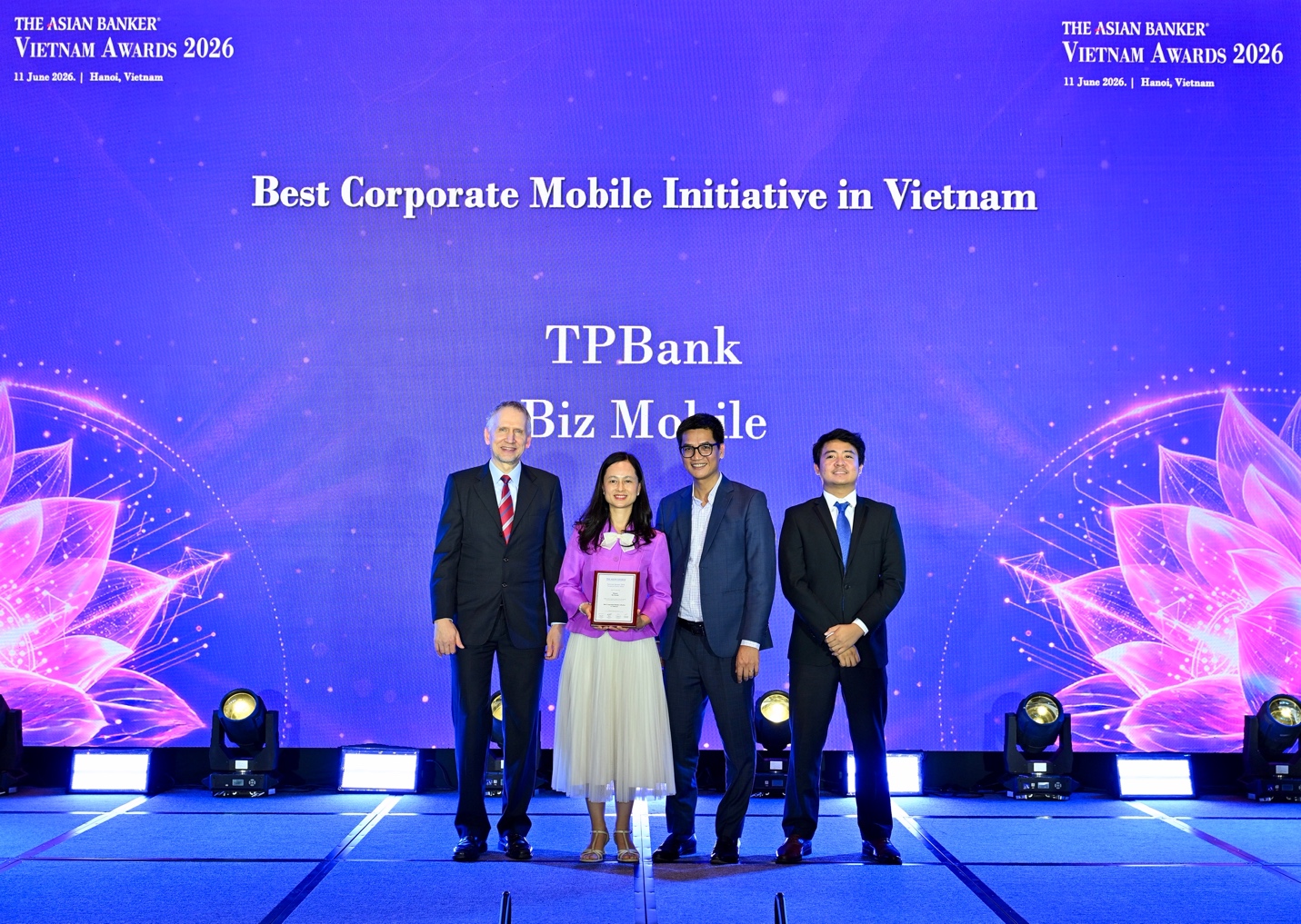 The Asian Banker vinh danh TPBank: Hattrick giải thưởng c&ocirc;ng nghệ minh chứng cho bước tiến số h&oacute;a vững chắc - Ảnh 2.