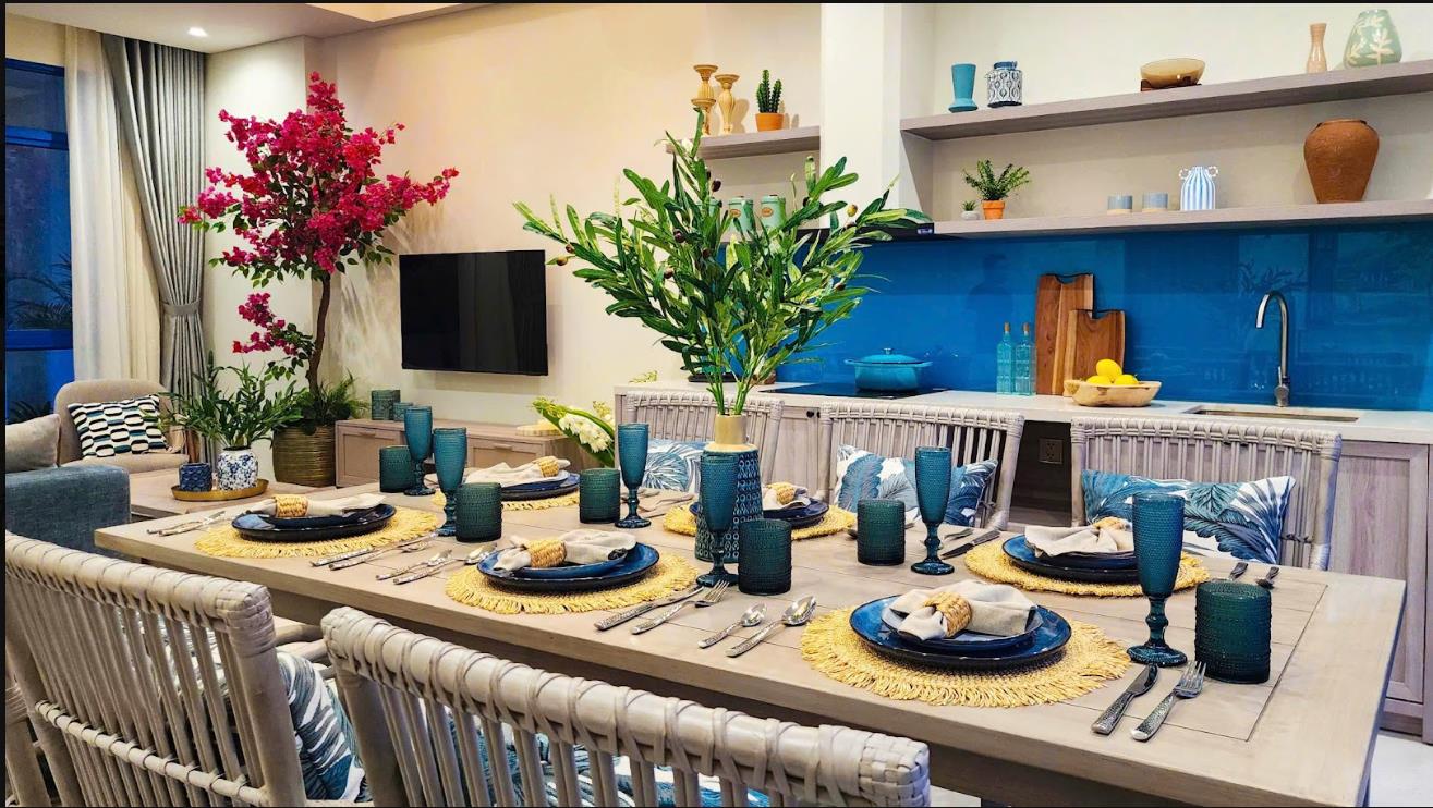 Nh&agrave; phố biển phong c&aacute;ch Santorini: Sức h&uacute;t mới dẫn dắt thị trường b&acirc;́t đ&ocirc;̣ng sản Cam Ranh - Ảnh 2.