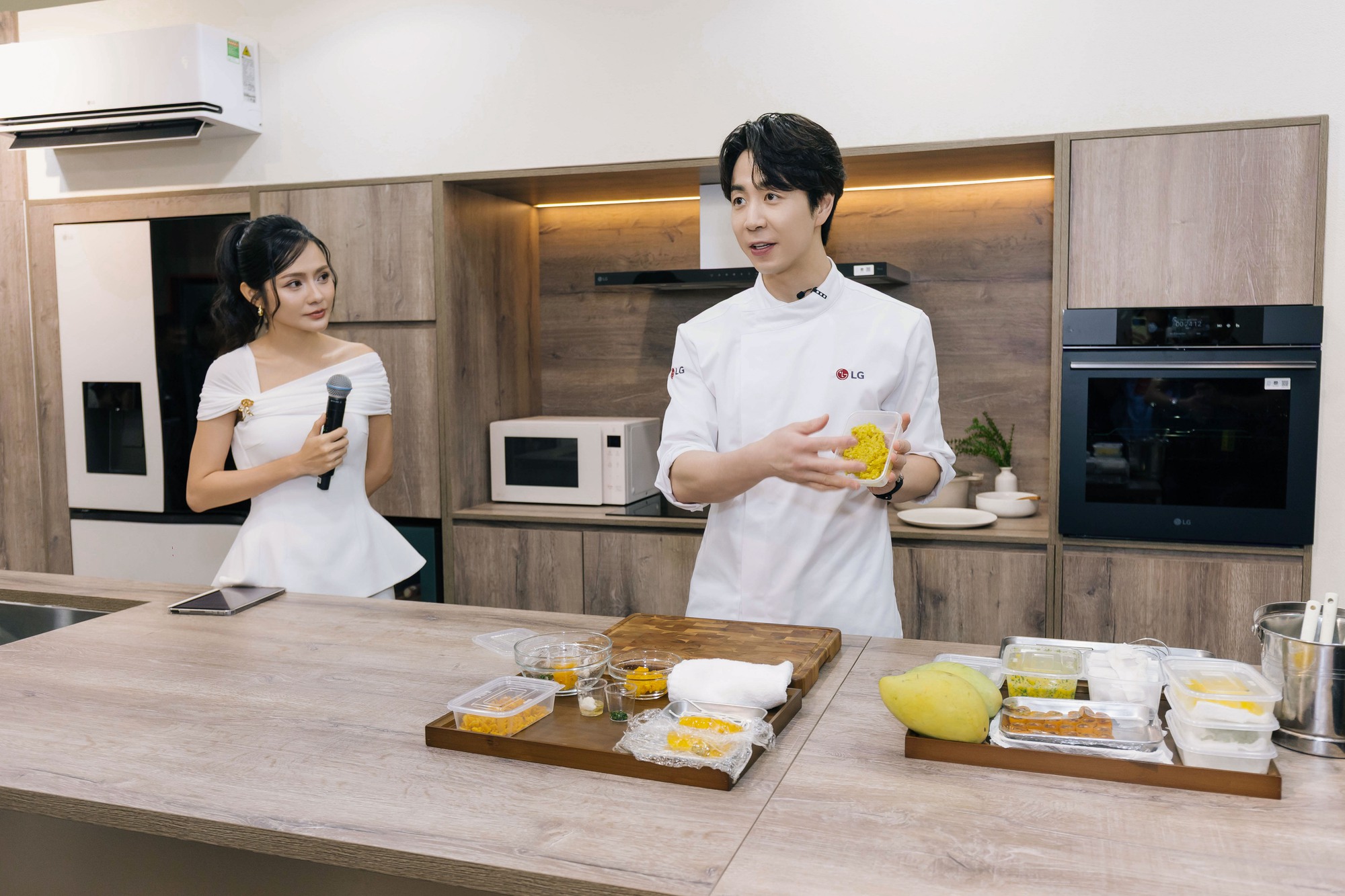 Bếp trưởng Son Jong-won: M&oacute;n ăn ngon bắt đầu từ những điều đơn giản nhất trong căn bếp- Ảnh 1.