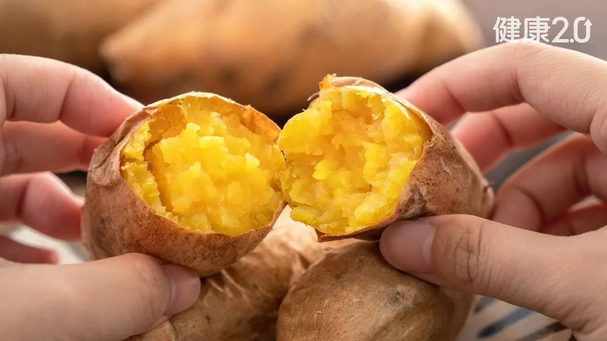 Da mặt bỗng v&agrave;ng bất thường, người phụ nữ nghi bệnh gan; b&aacute;c sĩ chỉ ra thủ phạm nằm trong m&oacute;n ăn s&aacute;ng được ca ngợi l&agrave; si&ecirc;u thực phẩm - Ảnh 2.