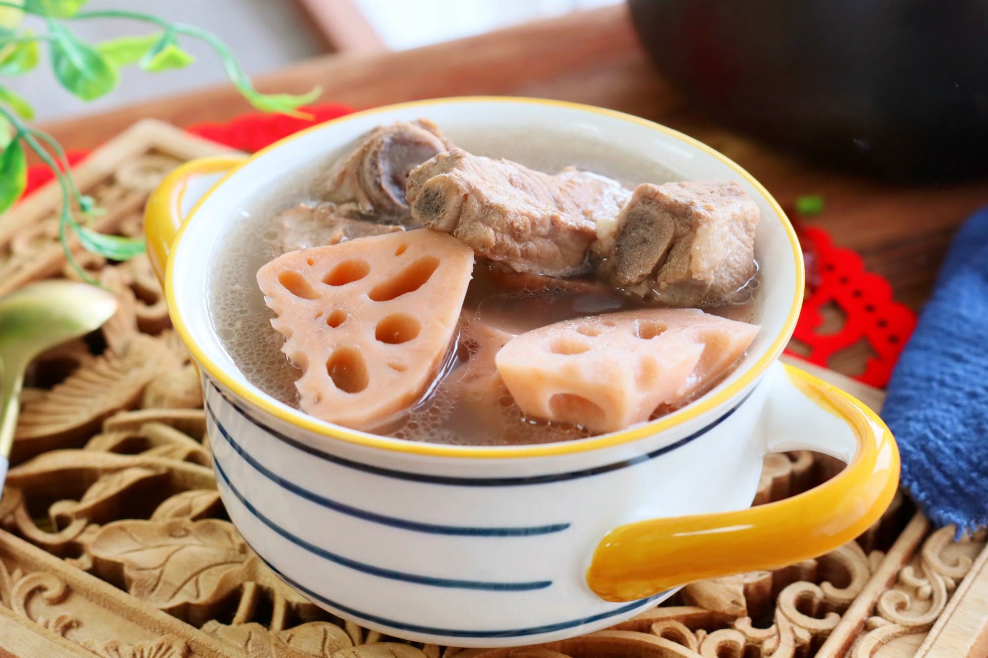 Da xỉn màu và tuần hoàn máu kém? Hãy thử ngay 4 ăn nấu cực đơn giản này để bổ khí huyết, giúp làn da trắng hồng - Ảnh 3.