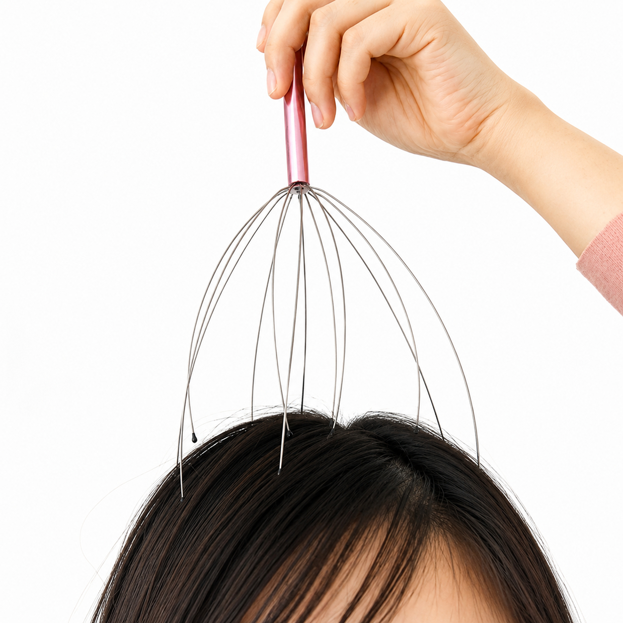 Kh&ocirc;ng cần ghế massage tiền triệu: 5 m&oacute;n đồ từ 45.000 đồng gi&uacute;p giảm đau mỏi, thư gi&atilde;n ngay tại nh&agrave; - Ảnh 1.
