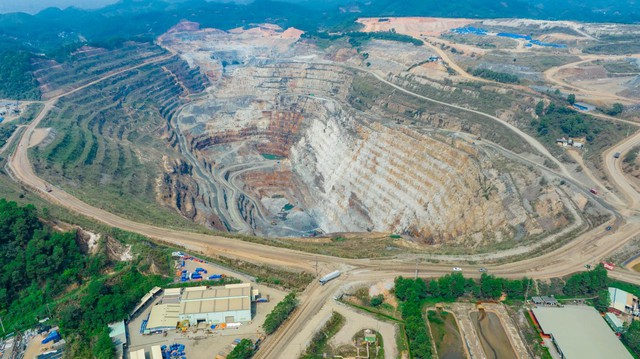 Cuộc đua ng&agrave;nh c&ocirc;ng nghiệp kh&ocirc;ng gian đang l&agrave;m thay đổi c&aacute;ch thế giới nh&igrave;n về vonfram- Ảnh 3.