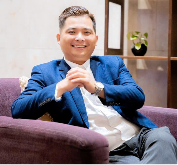 CEO H&agrave; Văn Tuyển: 15 năm l&agrave;m nghề v&agrave; những b&agrave;i học từ trải nghiệm thực tế- Ảnh 5.