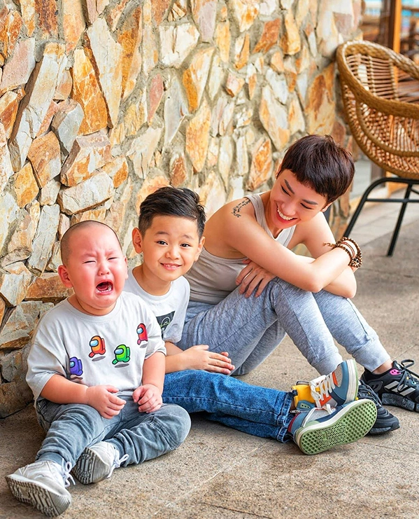 Mỹ nh&acirc;n Việt c&oacute; tất cả nhưng l&agrave;m biếng: H&aacute;t hay nhan sắc trời ban, đang nổi tiếng cả nước th&igrave; nghỉ ngang  - Ảnh 6.