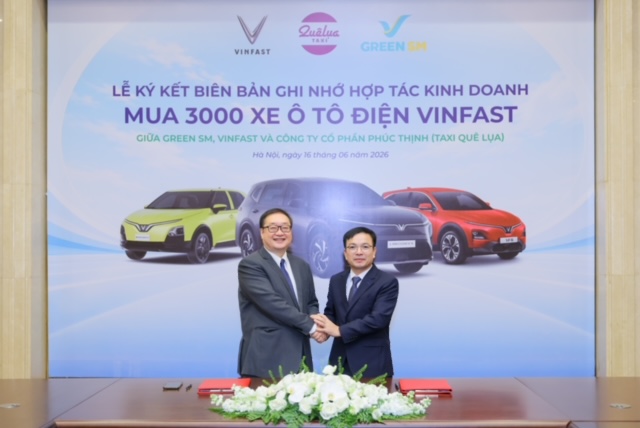Taxi Quê Lụa chuyển đổi xanh, mua thêm 2000 ô tô điện Vinfast thông qua GSM - Ảnh 1.