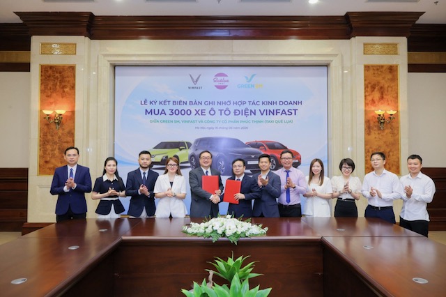 Taxi Quê Lụa chuyển đổi xanh, mua thêm 2000 ô tô điện Vinfast thông qua GSM - Ảnh 2.