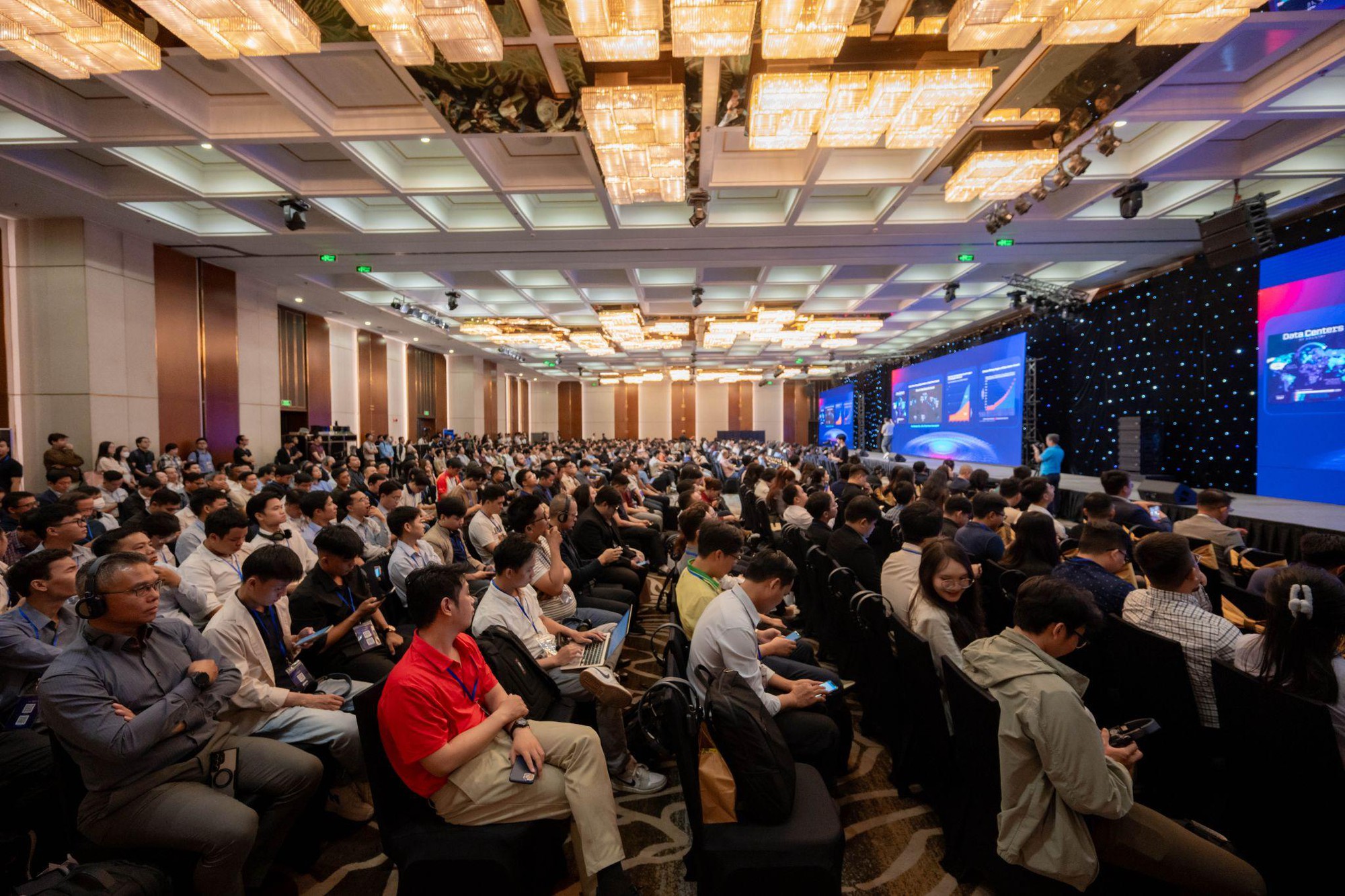 Th&agrave;nh phố Hồ Ch&iacute; Minh nổi l&ecirc;n như cực tăng trưởng mới của Data Center, Cloud v&agrave; AI - Ảnh 1.