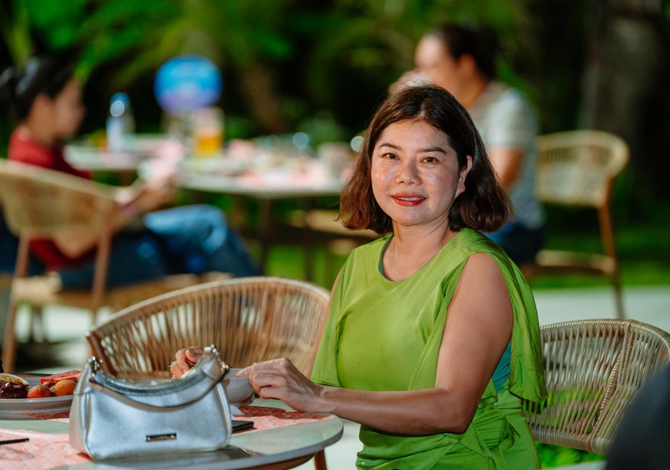 Từ du kh&aacute;ch th&agrave;nh cư d&acirc;n Vũng T&agrave;u: Một đ&ecirc;m xem ph&aacute;o hoa, quyết định mua nh&agrave; b&ecirc;n biển - Ảnh 1.