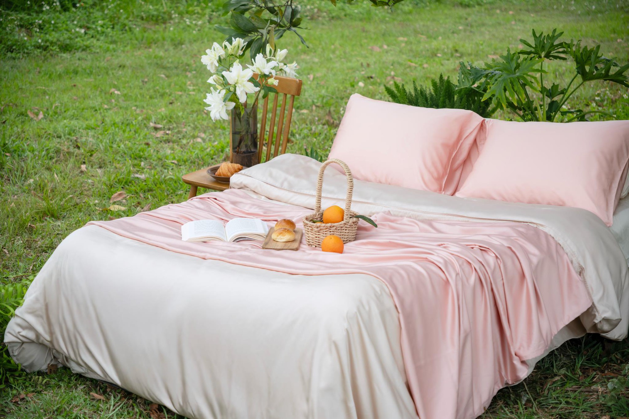 Từ decor đến ti&ecirc;u d&ugrave;ng xanh: V&igrave; sao chăn ga tối giản của Runa Corner đang được giới trẻ y&ecirc;u th&iacute;ch? - Ảnh 4.