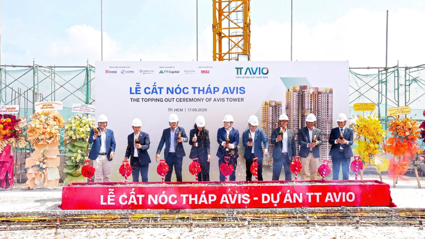 Th&aacute;p Avis ch&iacute;nh thức cất n&oacute;c, bảo chứng niềm tin về tiến độ - Ảnh 2.