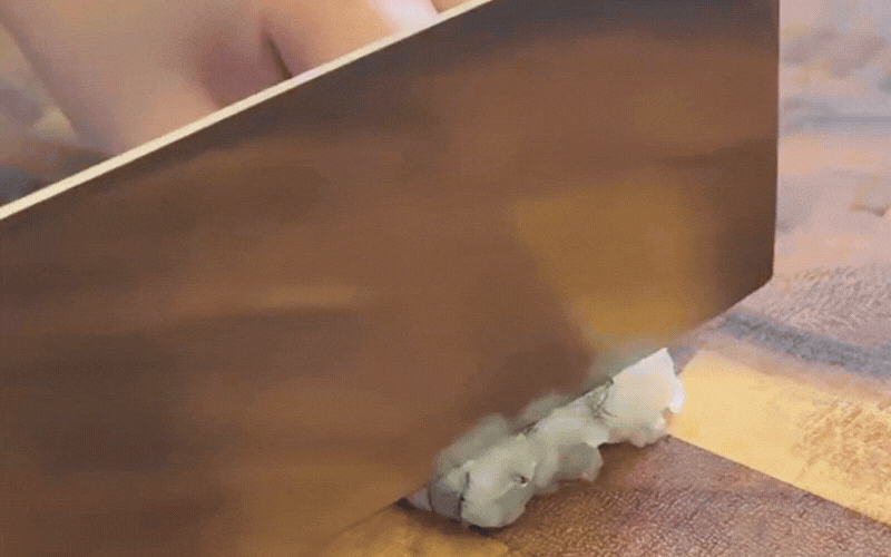 Cày phim, xem bóng đá cuối tuần không thể thiếu món này: Bánh tôm bọc bánh tráng áp chảo thơm lừng, chấm tương ớt ngọt siêu cuốn- Ảnh 2. Cày phim, xem bóng đá cuối tuần không thể thiếu món này: Bánh tôm bọc bánh tráng áp chảo thơm lừng, chấm tương ớt ngọt siêu cuốn- Ảnh 2.