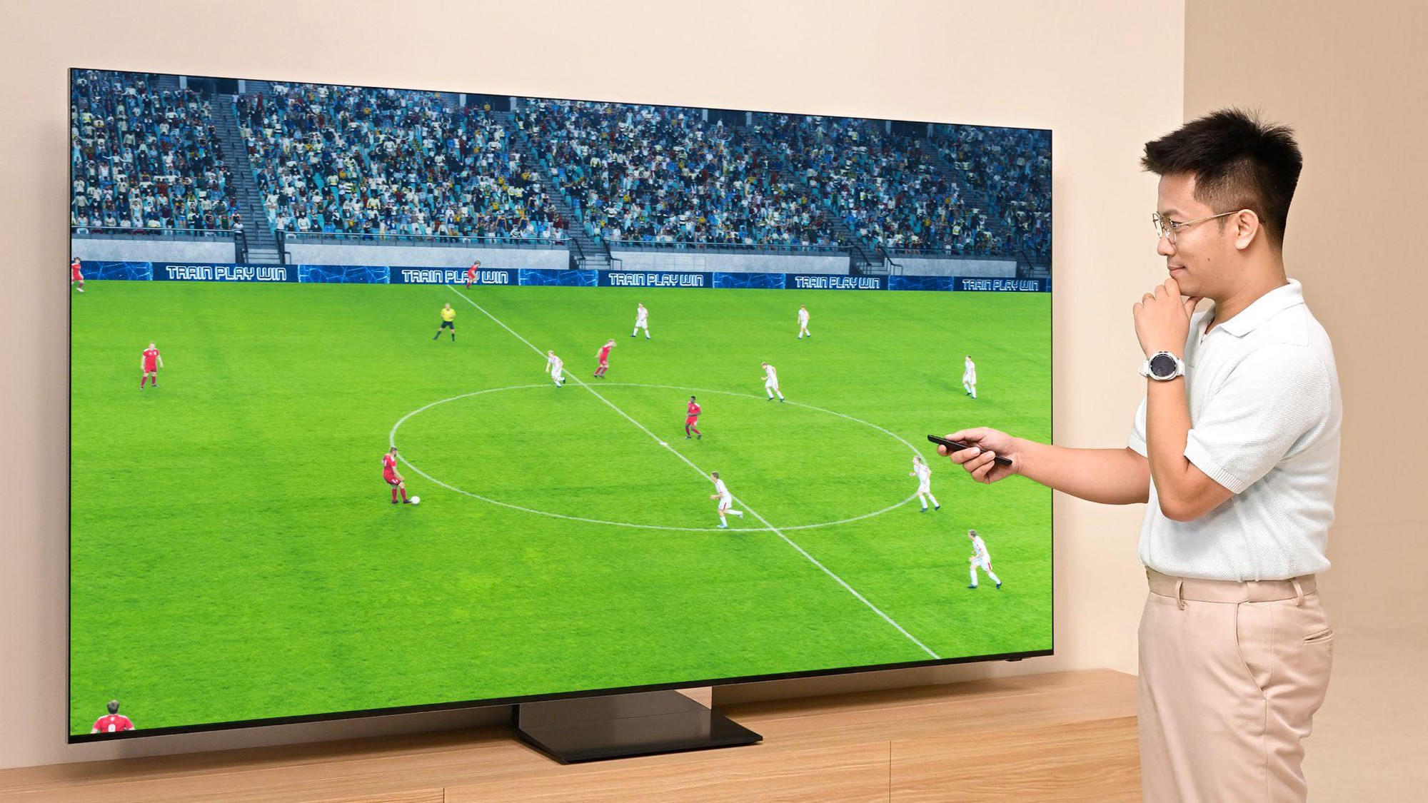 Hỏi xo&aacute;y đ&aacute;p nhanh, dự đo&aacute;n World Cup c&ugrave;ng trợ l&yacute; Vision AI Companion tr&ecirc;n Samsung AI TV- Ảnh 2.
