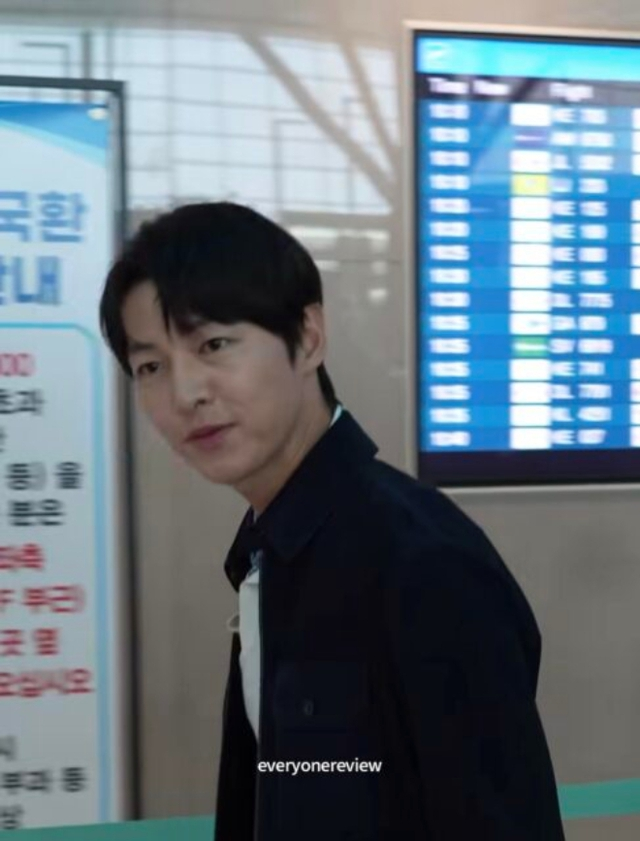Tròn 7 năm Song - Song ly hôn: Song Hye Kyo tái sinh thành nữ hoàng, Song Joong Ki "còn cái nịt" - Ảnh 8.