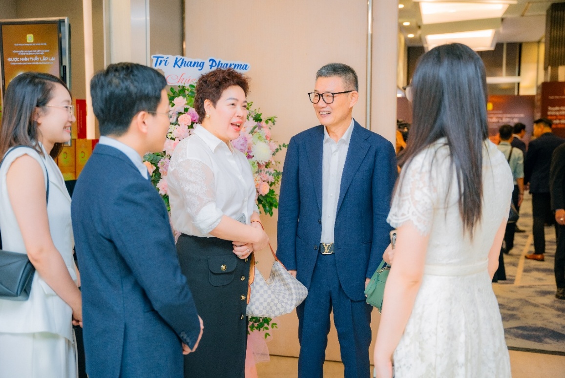 Từ hiển thị đến được ghi nhớ: Thay đổi mạnh mẽ của ng&agrave;nh quảng c&aacute;o- Ảnh 1.