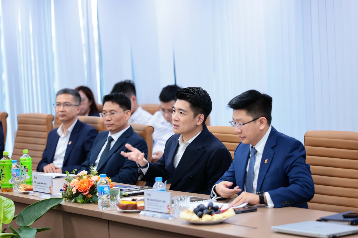SHS v&agrave; KIM Việt Nam hợp t&aacute;c to&agrave;n diện, mở rộng hệ sinh th&aacute;i dịch vụ t&agrave;i ch&iacute;nh- Ảnh 1.