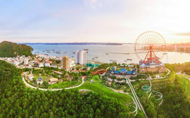 10 năm c&oacute; một lần: Sun World Ha Long ưu đ&atilde;i chơi 3 c&ocirc;ng vi&ecirc;n thả ga hai ng&agrave;y li&ecirc;n tiếp chỉ từ 400.000 đồng - Ảnh 1.