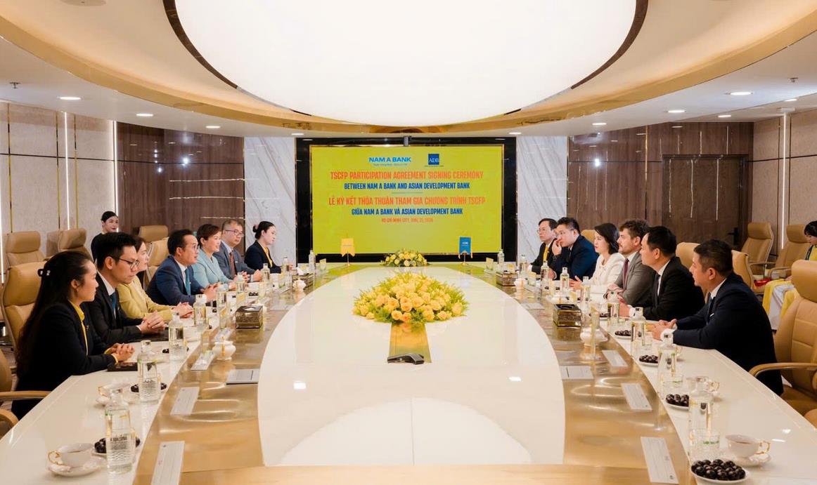 Nam A Bank hợp t&aacute;c c&ugrave;ng ADB th&uacute;c đẩy t&agrave;i trợ thương mại- Ảnh 1.