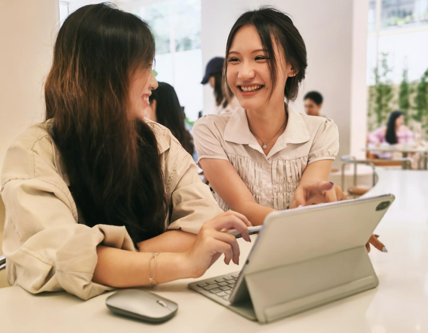 Chờ điểm kh&ocirc;ng c&oacute; nghĩa l&agrave; chờ đợi: 3 việc 2k8 n&ecirc;n chuẩn bị ngay từ b&acirc;y giờ- Ảnh 3.