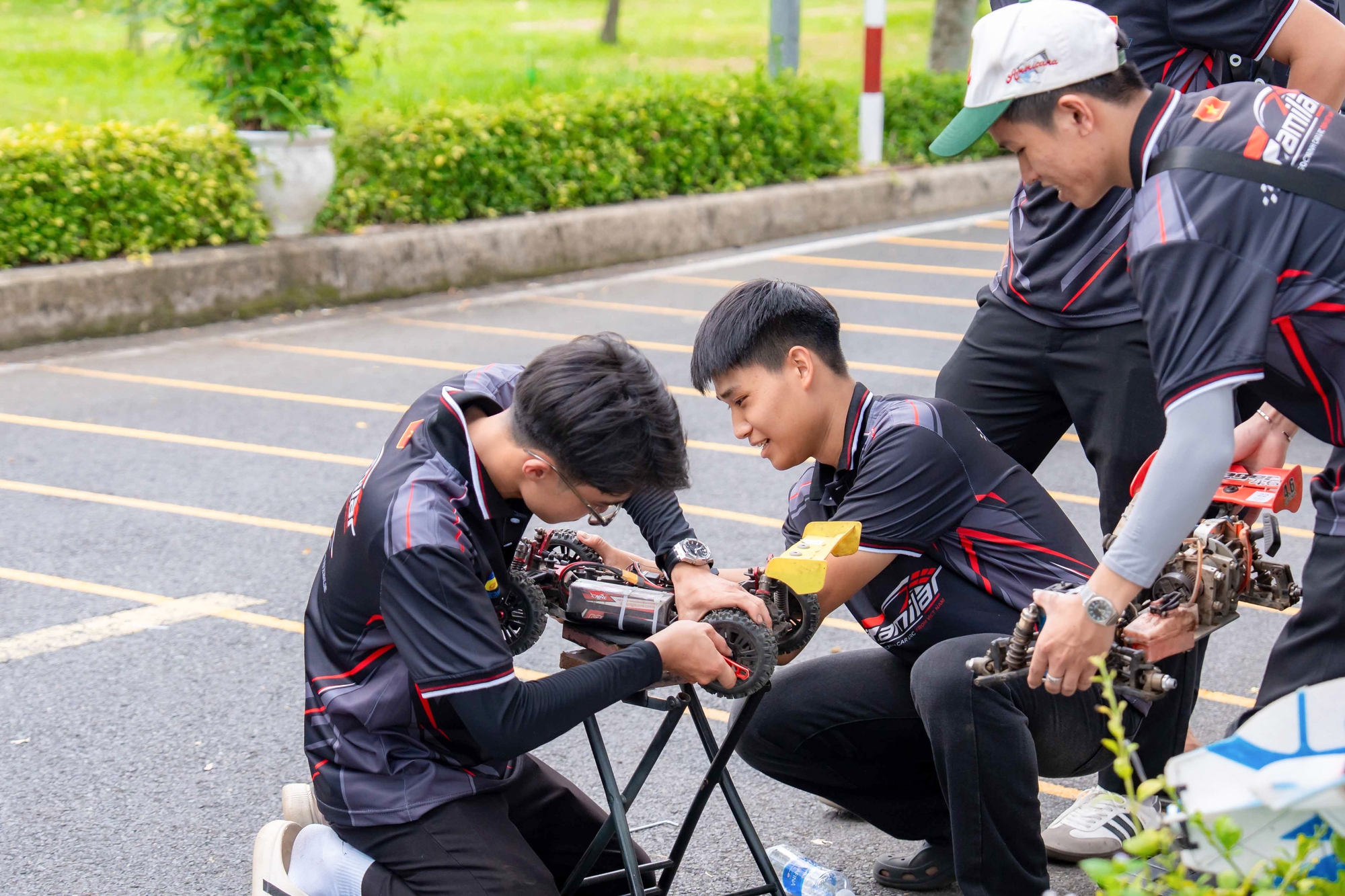 Gen Z HUTECH lăn xả qua loạt &ldquo;b&agrave;i thử nghề&rdquo; tr&ecirc;n giảng đường- Ảnh 4.