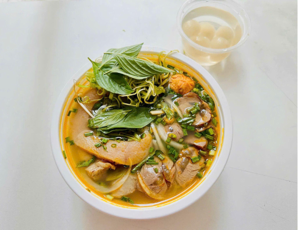 Đi dọc Việt Nam, thưởng thức m&acirc;m b&uacute;n đặc sắc chỉ với v&agrave;i thao t&aacute;c- Ảnh 3.