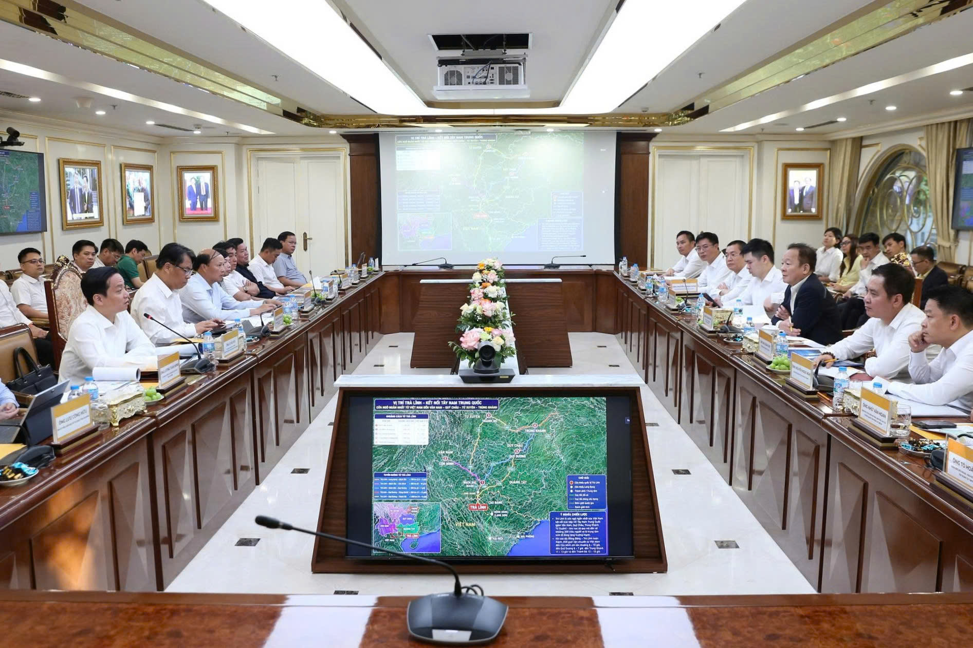 Cao Bằng mời gọi T&T Group nghi&ecirc;n cứu đầu tư c&aacute;c dự &aacute;n động lực- Ảnh 1.