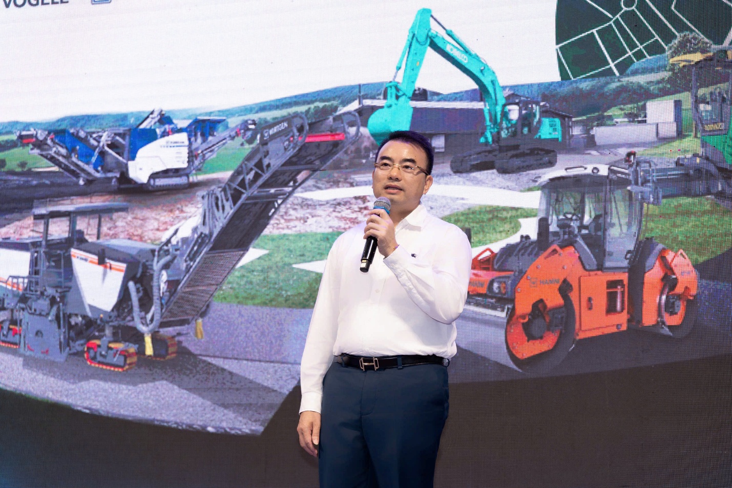 B&igrave;nh Minh ra mắt 3 d&ograve;ng m&aacute;y c&ocirc;ng nghệ mới từ WIRTGEN GROUP - Ảnh 1.