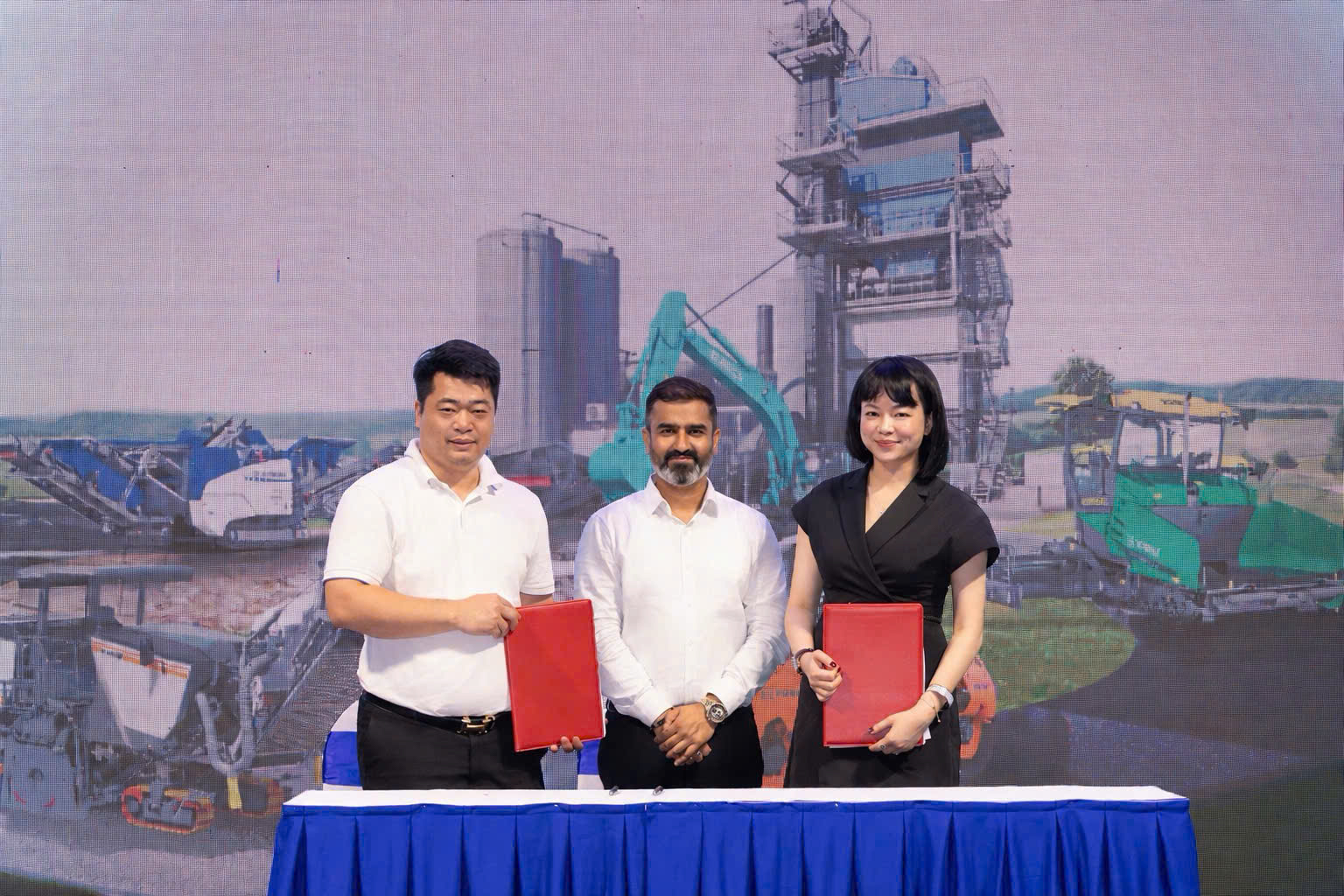 B&igrave;nh Minh ra mắt 3 d&ograve;ng m&aacute;y c&ocirc;ng nghệ mới từ WIRTGEN GROUP - Ảnh 4.