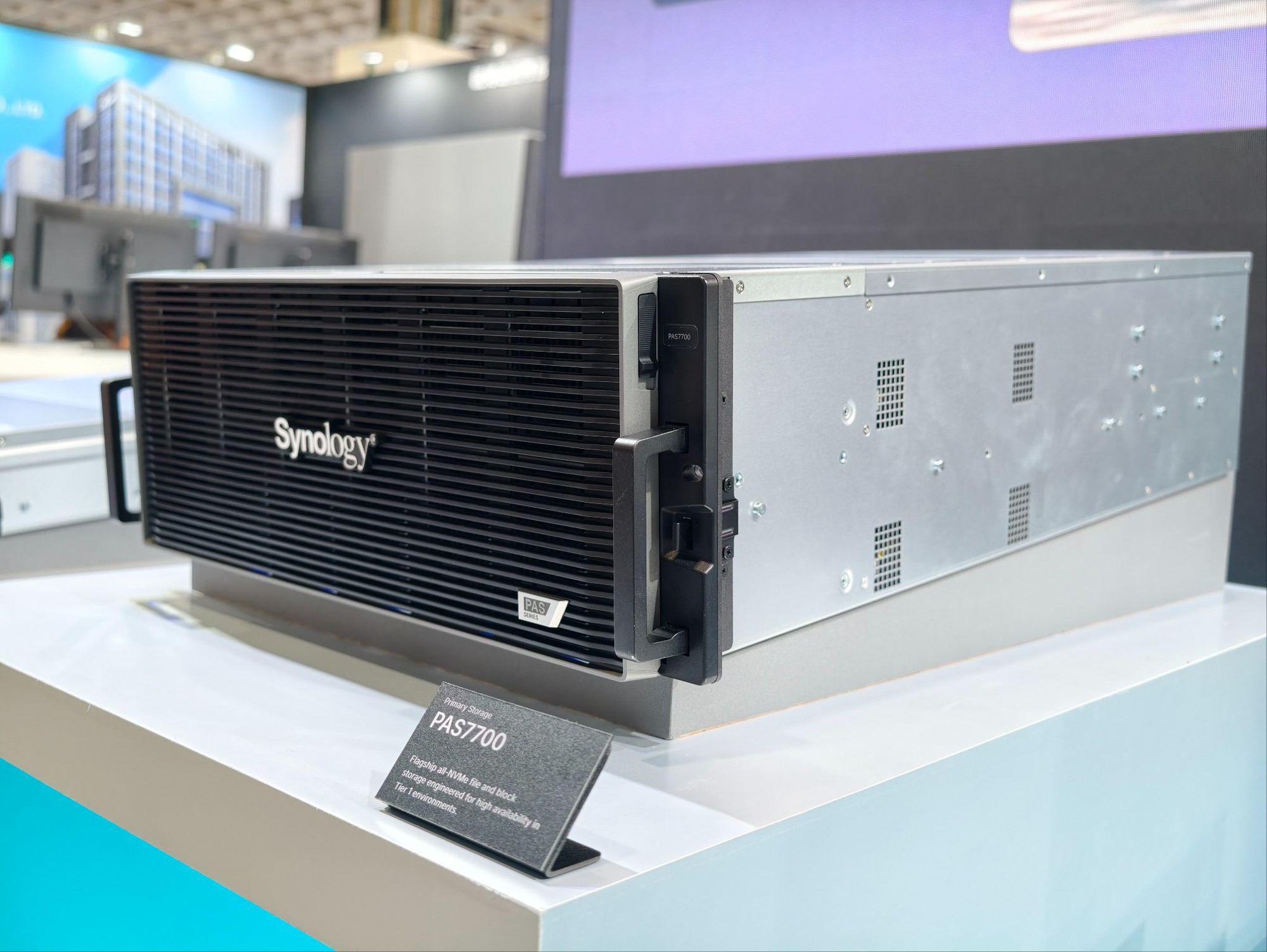 To&agrave;n cảnh c&aacute;c đột ph&aacute; của Synology tại Computex 2026: Kỷ nguy&ecirc;n AI v&agrave; quản trị dữ liệu - Ảnh 4.