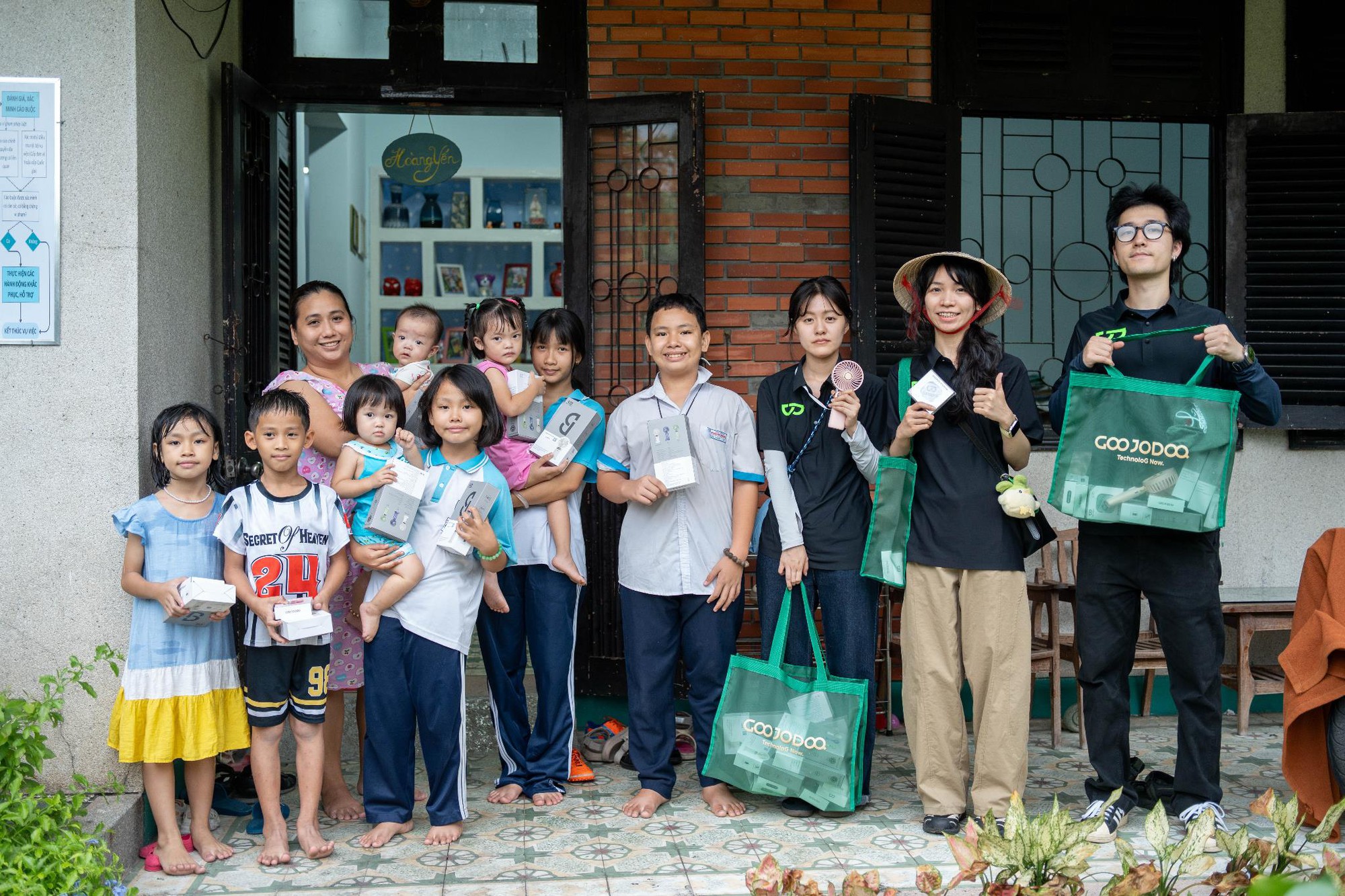 6.502 người tạo n&ecirc;n "Vọng &Acirc;m Y&ecirc;u Thương" c&ugrave;ng GOOJODOQ- Ảnh 1.