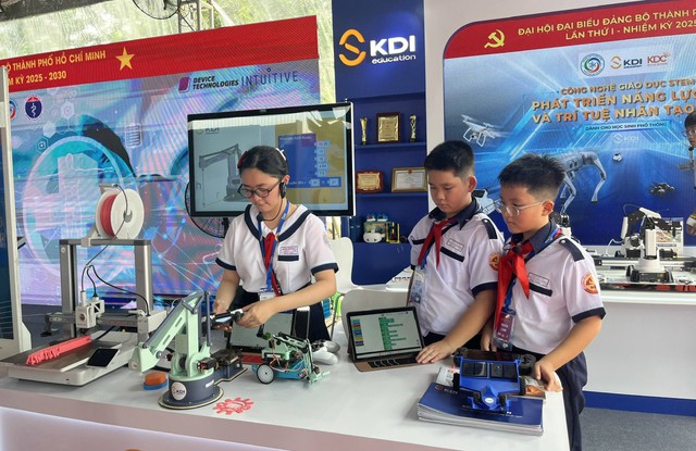 Th&agrave;nh phố Hồ Ch&iacute; Minh tăng tốc chuyển đổi số, hướng tới đ&ocirc; thị th&ocirc;ng minh v&agrave;o năm 2030 - Ảnh 1.