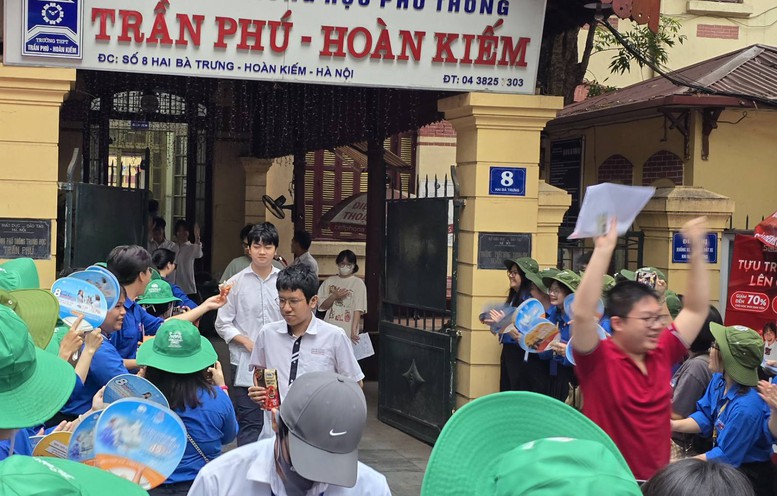 Thi tốt nghiệp THPT năm 2026: Học sinh kh&ocirc;ng c&ograve;n tập trung v&agrave;o c&aacute;c tổ hợp quen thuộc- Ảnh 3.