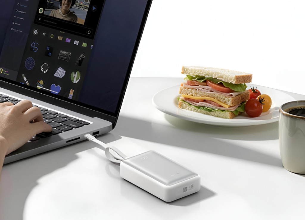 Cuktech ra pin dự ph&ograve;ng c&oacute; sẵn 2 d&acirc;y USB-C, gi&aacute; khoảng 800.000 đồng - Ảnh 2.