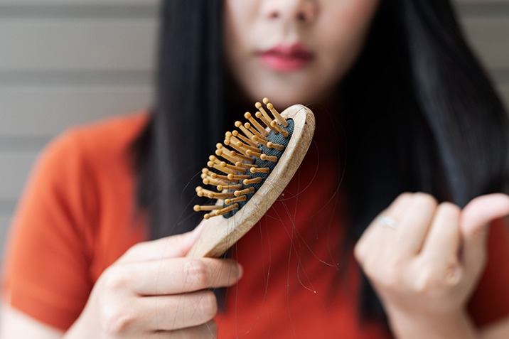 Gội đầu kiểu này cực hại da đầu lại dễ gây hói: Đáng tiếc nhiều người Việt vẫn mắc, thay đổi ngay hôm nay để cứu lấy mái tóc- Ảnh 3. Gội đầu kiểu này cực hại da đầu lại dễ gây hói: Đáng tiếc nhiều người Việt vẫn mắc, thay đổi ngay hôm nay để cứu lấy mái tóc- Ảnh 3.