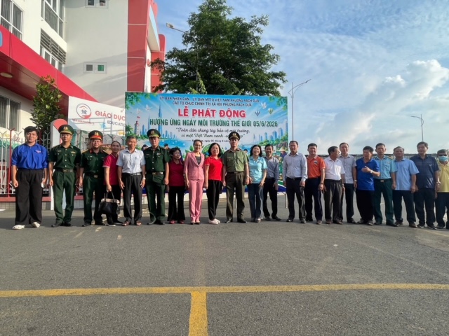 Tuổi trẻ Bi&ecirc;n ph&ograve;ng cửa khẩu Cảng B&agrave; Rịa - Vũng T&agrave;u chung tay h&agrave;nh động v&igrave; m&ocirc;i trường xanh - sạch - đẹp - Ảnh 1.