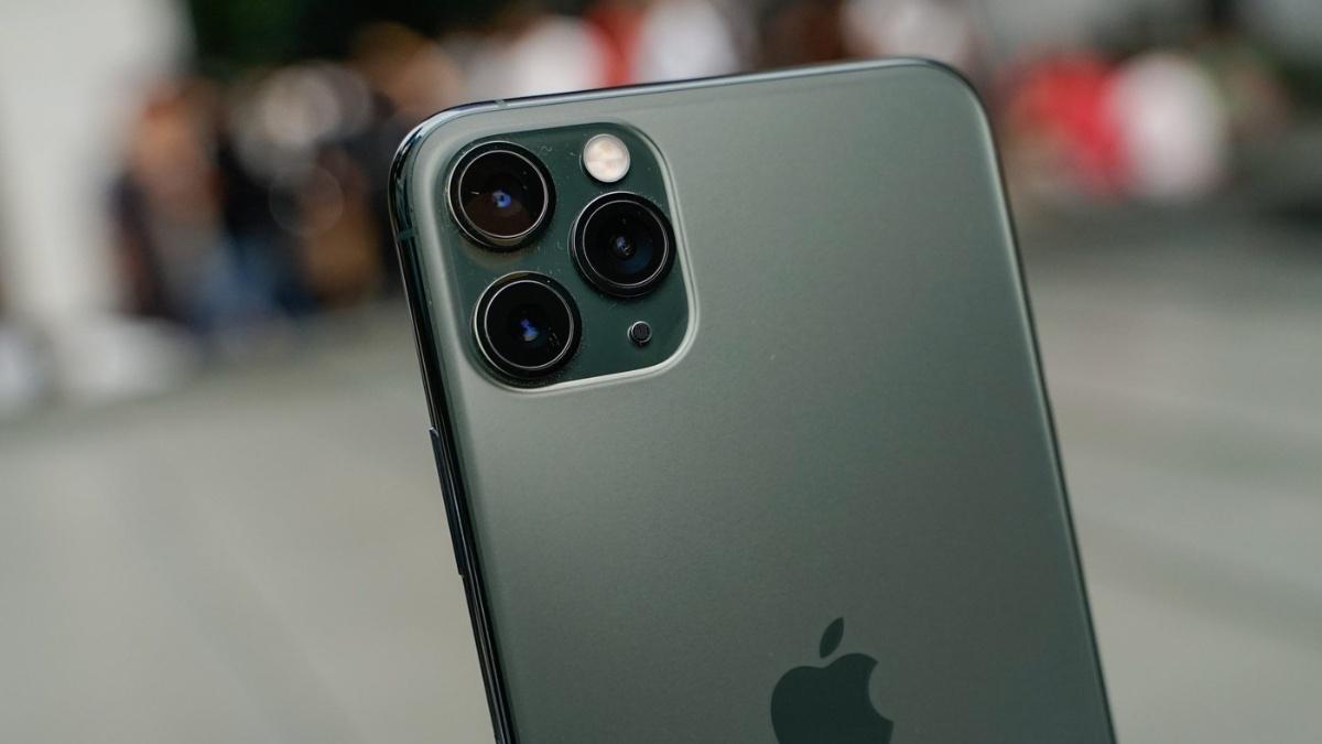 Từ iPhone X cũ, người d&ugrave;ng chuyển sang chọn iPhone 11 Pro Max cũ - Ảnh 4.