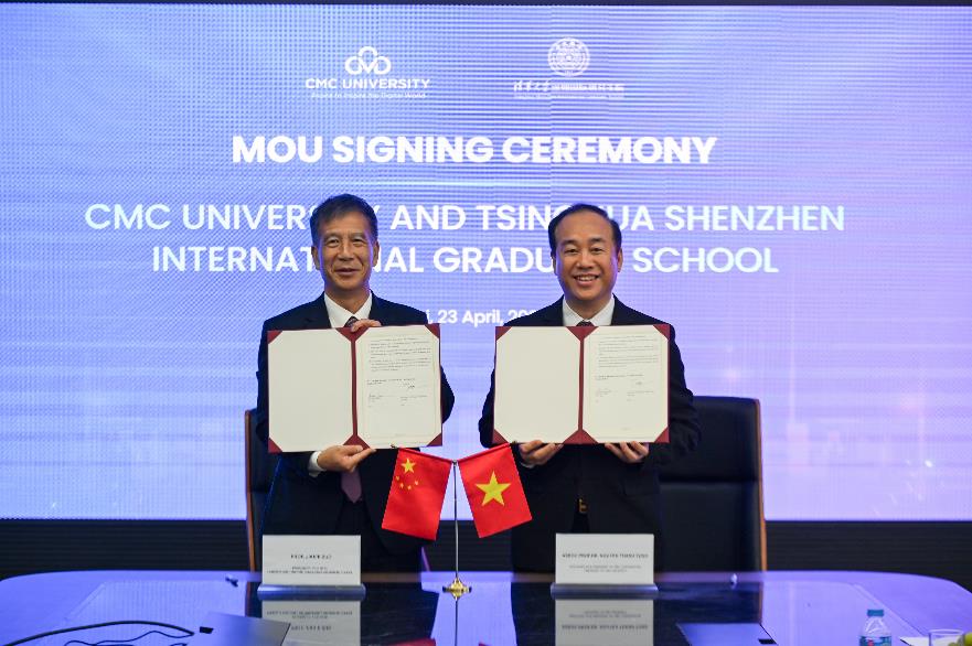 Trường Đại học CMC tặng m&aacute;y t&iacute;nh bảng cho to&agrave;n bộ th&iacute; sinh đăng &yacute; nguyện vọng 1, 2, 3- Ảnh 3.