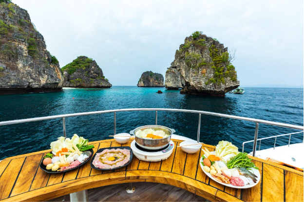 Kh&aacute;m ph&aacute; cung đường biển tuyệt đẹp ở Th&aacute;i Lan: Phuket &ndash; Krabi &ndash; Phang Nga - Ảnh 1.